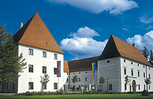 aa_schlosszeillern.jpg